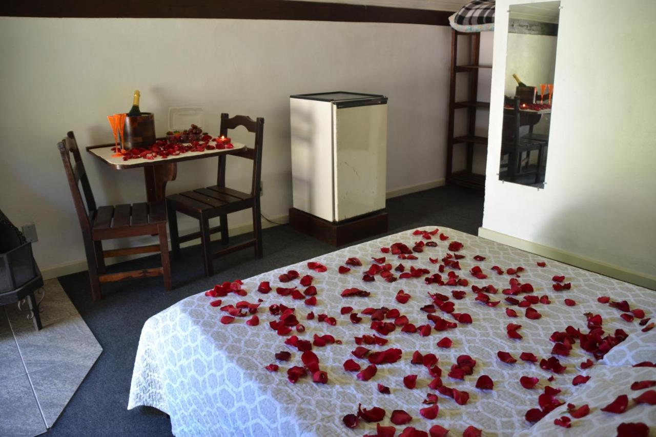 קנלה Hotel Pousada Dos Pinheiros מראה חיצוני תמונה
